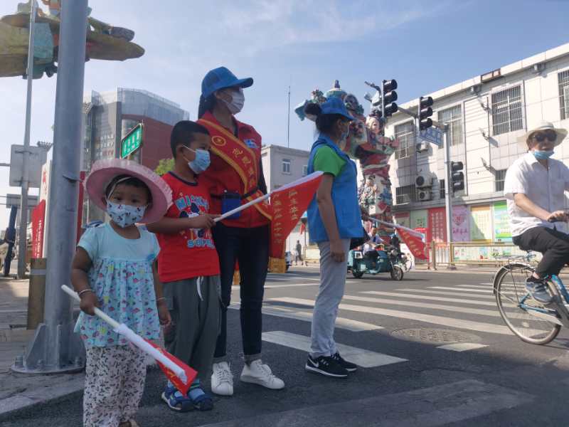 <strong>女生在床上扣逼视频链接免费观看</strong>